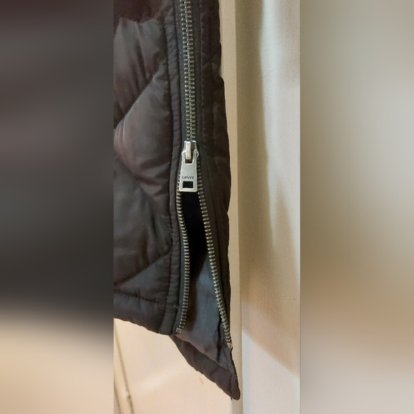 Levi's Long Coat/Parka Dimond Quilted Coat With Sherpa-lined Hood - Picture 4 of 7